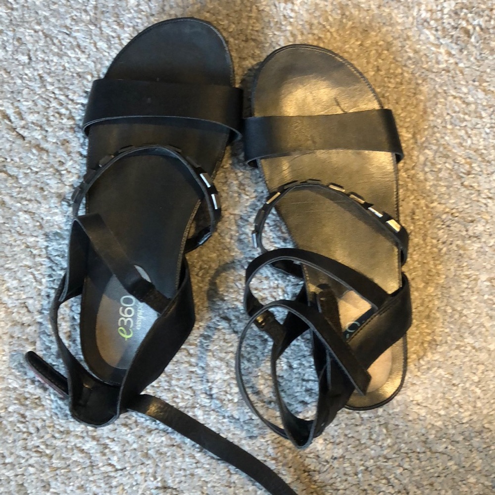Easy spirit fancy sandals